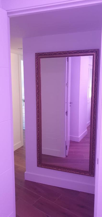 Beautiful Apartment In Third Line Beach Boliches 푸엔히롤라 외부 사진